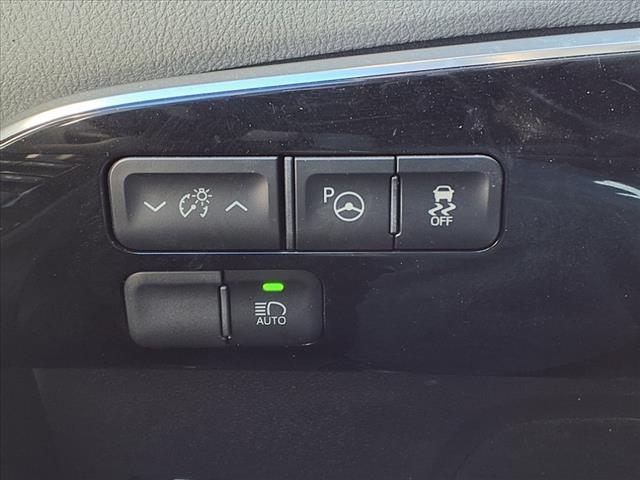 2018 Toyota Prius FOUR TOURING