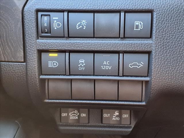2024 Toyota Tacoma LIMITED HYBRID