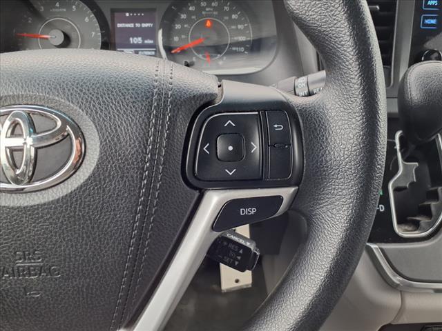 2017 Toyota Sienna LE