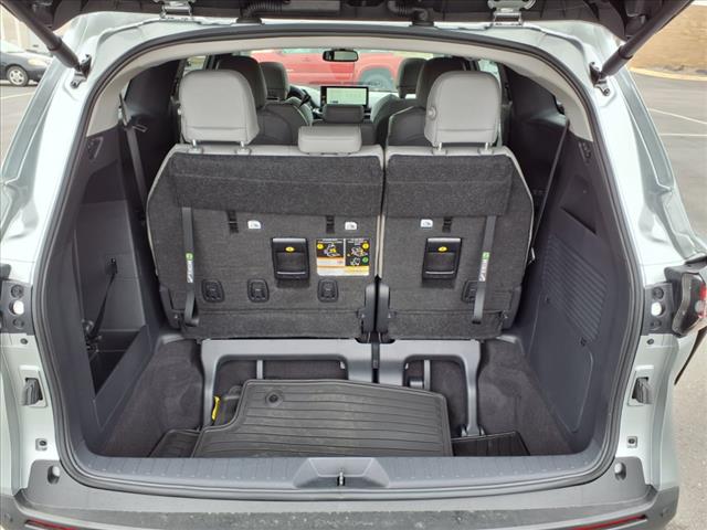 2025 Toyota Sienna XLE