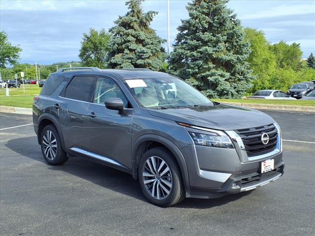 2022 Nissan Pathfinder PLATINUM