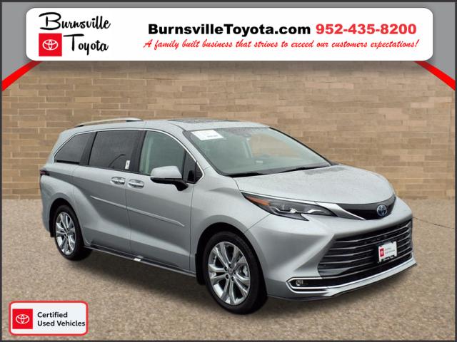 2024 Toyota Sienna PLATINUM