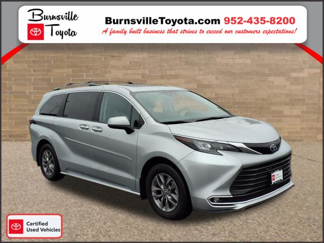 2024 Toyota Sienna XLE