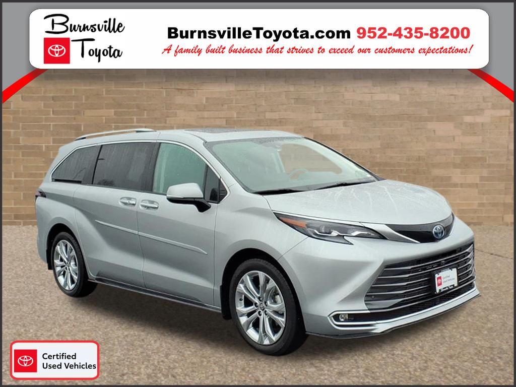 2024 Toyota Sienna Platinum 7-Passenger