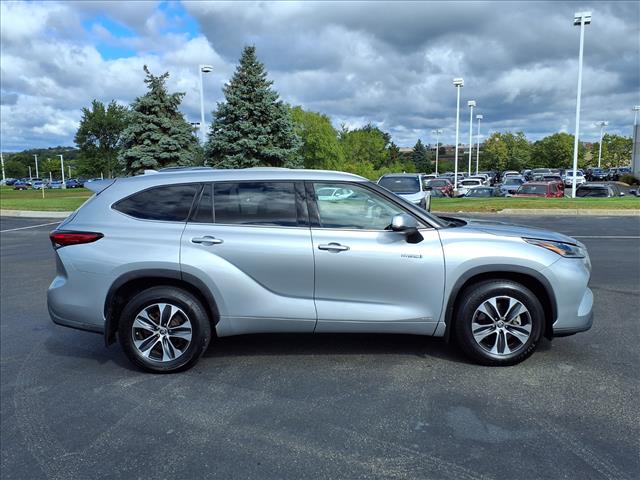 2021 Toyota Highlander Hybrid HYBRID XLE