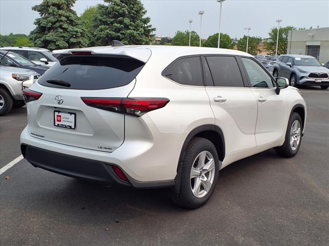 2022 Toyota Highlander LE