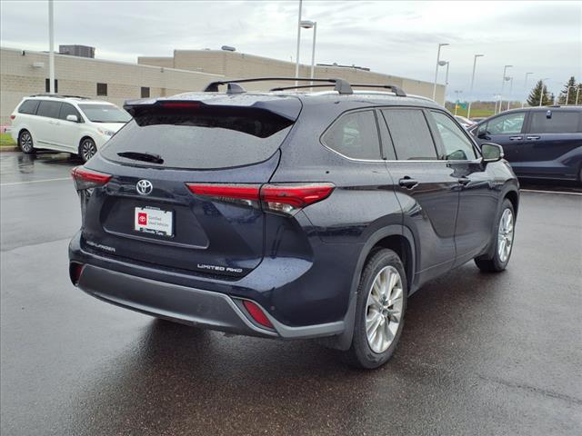 2022 Toyota Highlander LIMITED