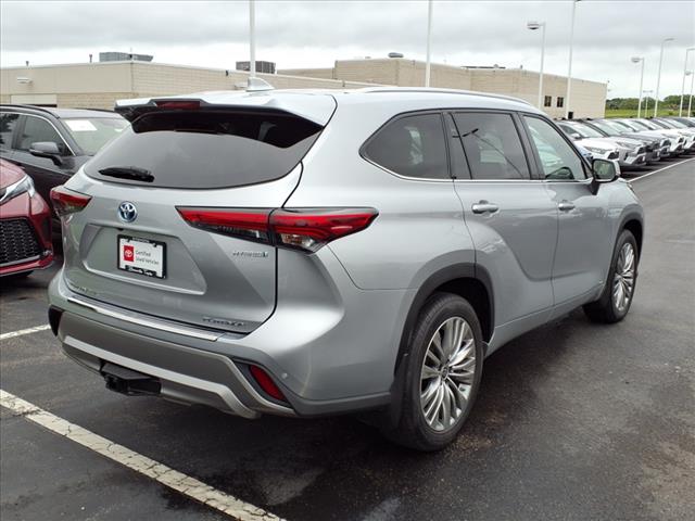 2022 Toyota Highlander Hybrid HYBRID PLATINUM