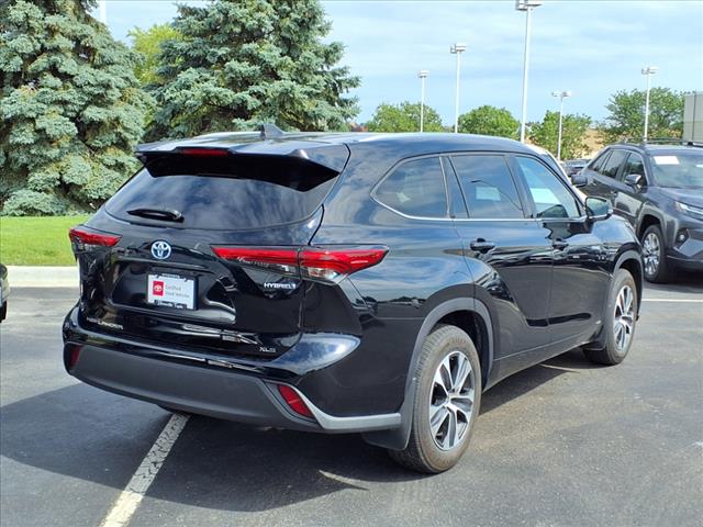 2020 Toyota Highlander Hybrid HYBRID XLE