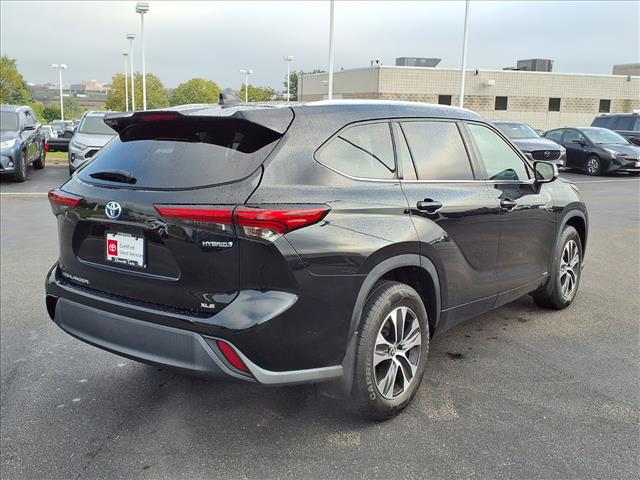 2021 Toyota Highlander Hybrid HYBRID XLE