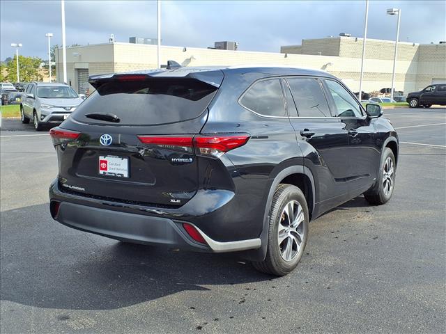 2022 Toyota Highlander Hybrid HYBRID XLE