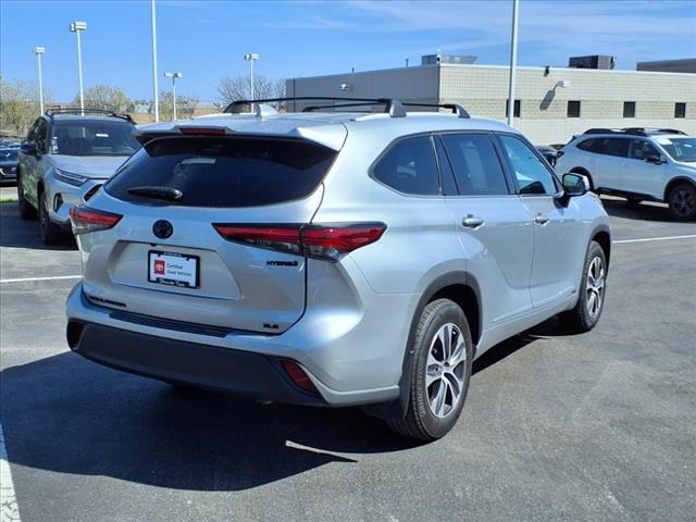 2022 Toyota Highlander Hybrid HYBRID XLE