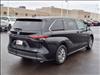 2022 Toyota Sienna LE