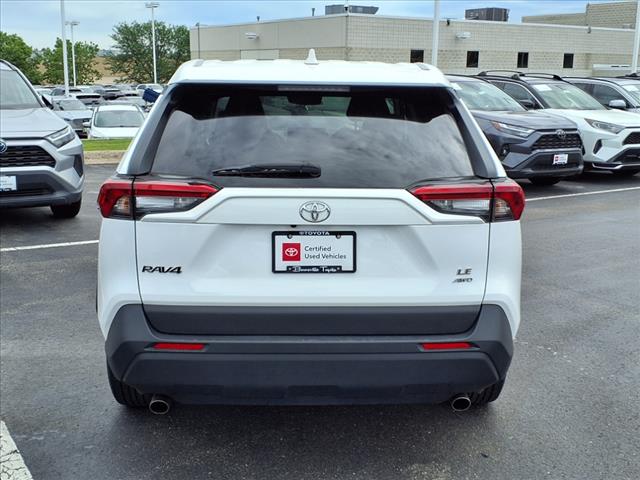 2022 Toyota RAV4 LE