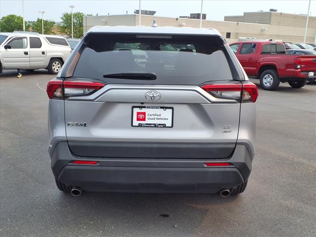 2022 Toyota RAV4 LE