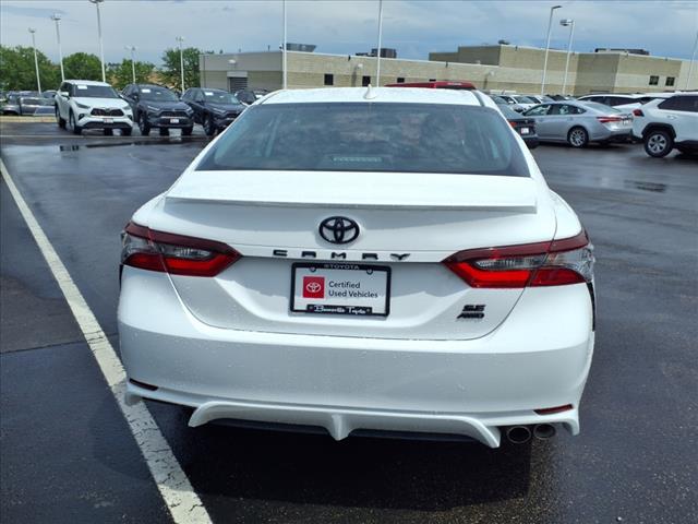 2022 Toyota Camry SE