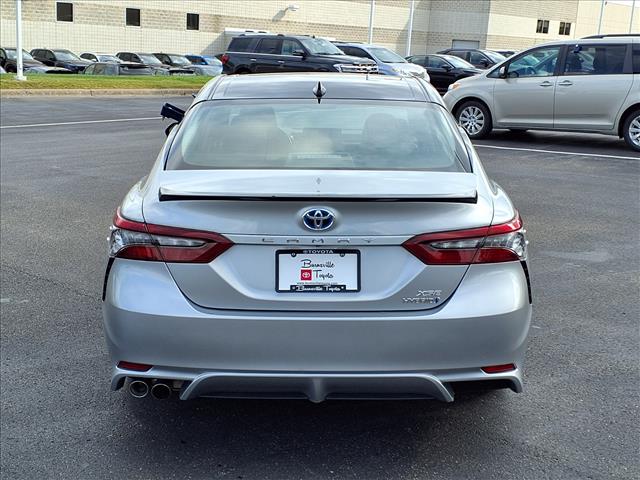 2021 Toyota Camry Hybrid HYBRID XSE