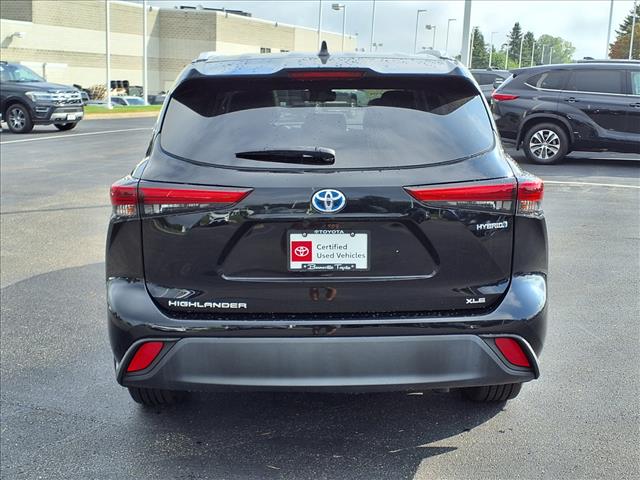 2022 Toyota Highlander Hybrid HYBRID XLE