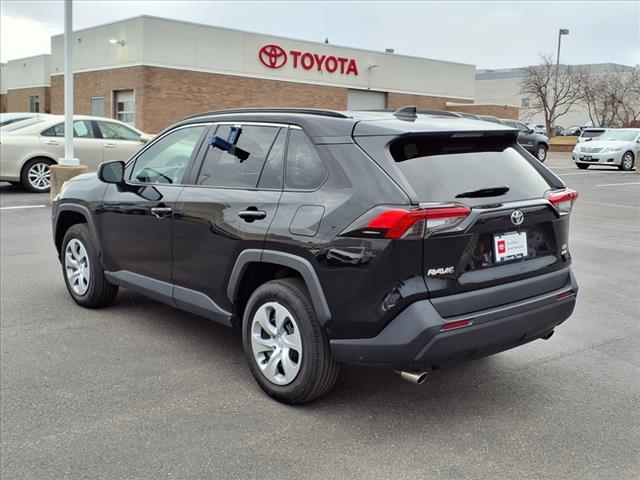 2021 Toyota RAV4 LE