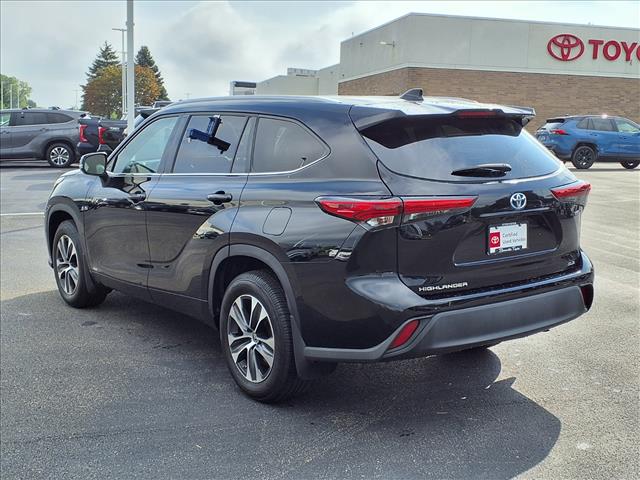 2022 Toyota Highlander Hybrid HYBRID XLE