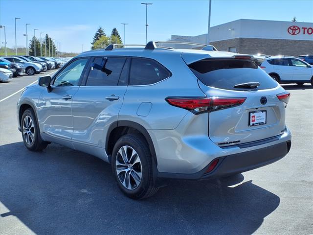 2022 Toyota Highlander Hybrid HYBRID XLE