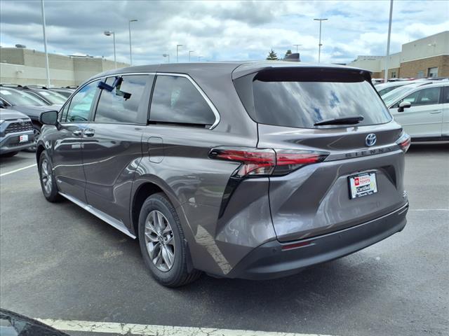 2021 Toyota Sienna XLE