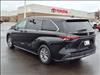 2022 Toyota Sienna LE