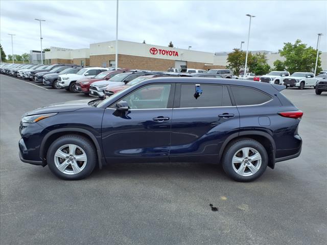 2022 Toyota Highlander L