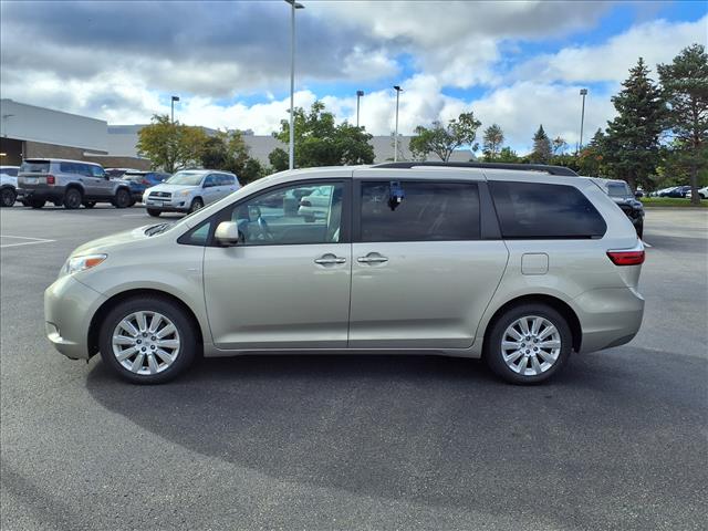 2016 Toyota Sienna XLE