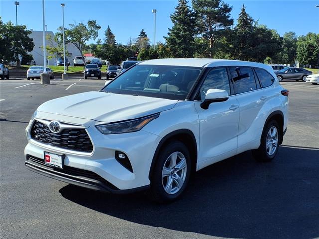 2022 Toyota Highlander LE