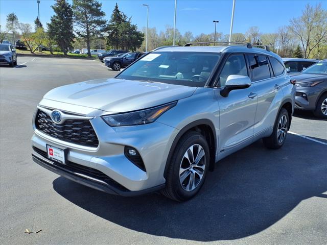 2022 Toyota Highlander Hybrid HYBRID XLE