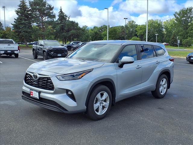 2023 Toyota Highlander 