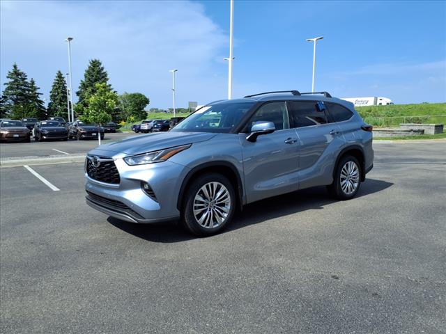 2024 Toyota Highlander PLATINUM