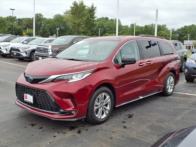 2023 Toyota Sienna XSE