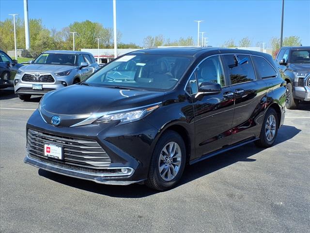 2023 Toyota Sienna XLE