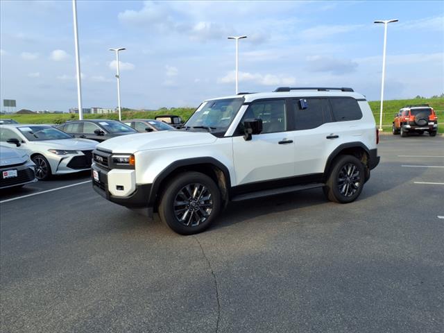 2025 Toyota Land Cruiser 4DR 4WD