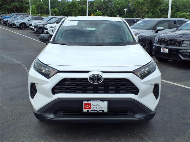 2022 Toyota RAV4 LE