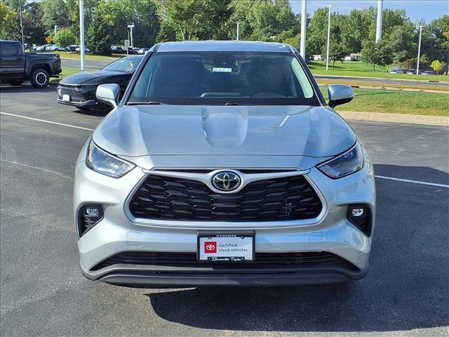 2022 Toyota Highlander LE