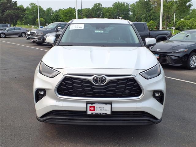 2022 Toyota Highlander LE