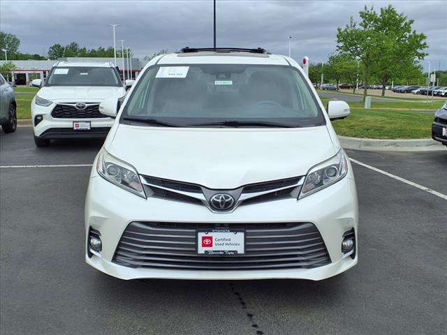 2019 Toyota Sienna LIMITED PREMIUM