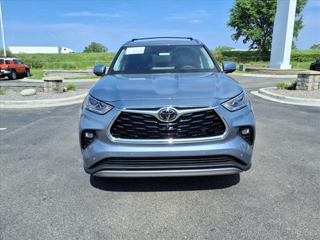 2024 Toyota Highlander PLATINUM