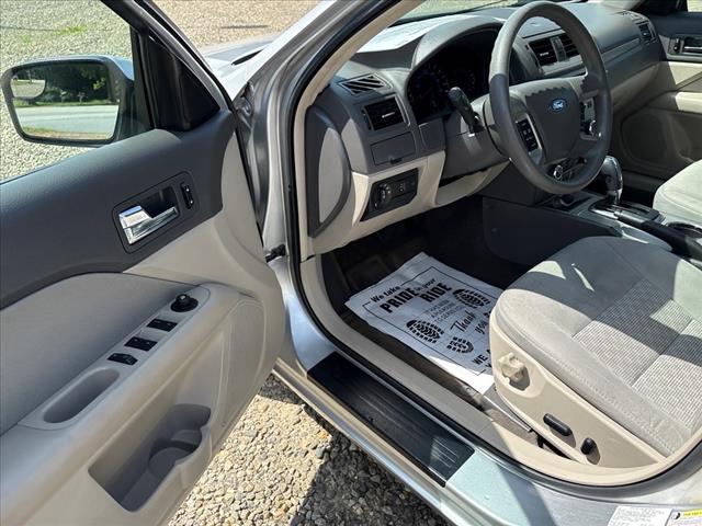 2012 Ford Fusion SE Sedan 4D