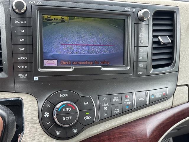 2011 Toyota Sienna XLE Minivan 4D