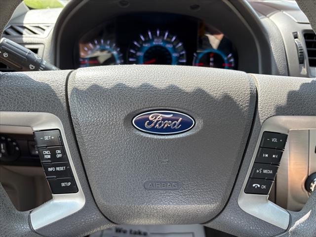 2012 Ford Fusion SE Sedan 4D