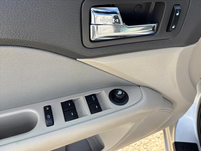2012 Ford Fusion SE Sedan 4D