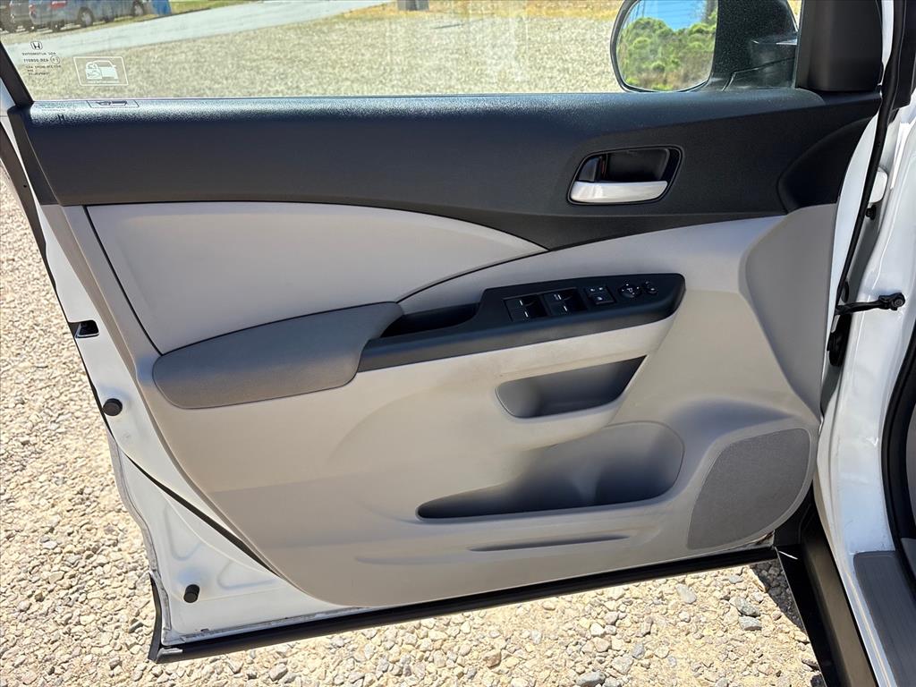 2012 Honda CR-V LX - Photo 18