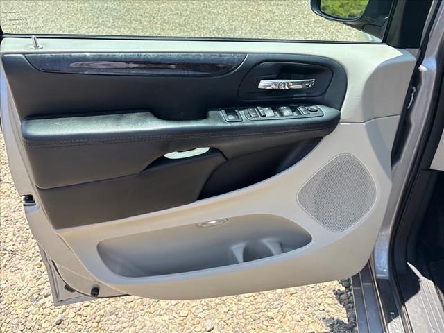2017 Dodge Grand Caravan SE Minivan 4D