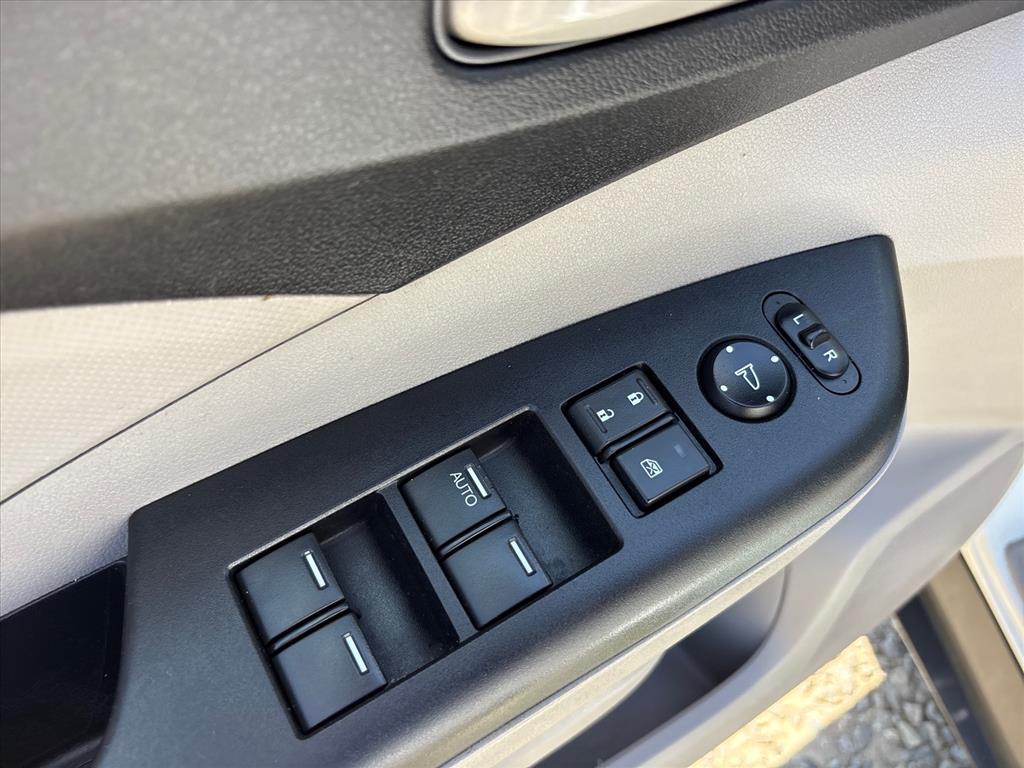 2012 Honda CR-V LX - Photo 19