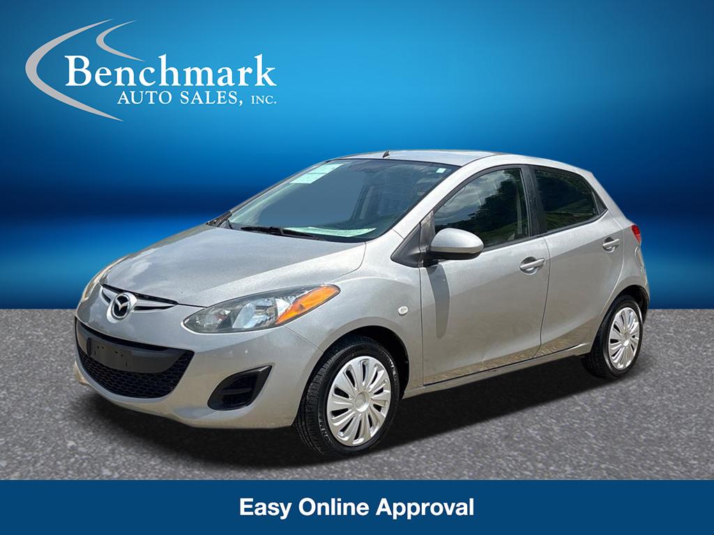 2013 Mazda Mazda2 Sport 5-Door Auto's photo