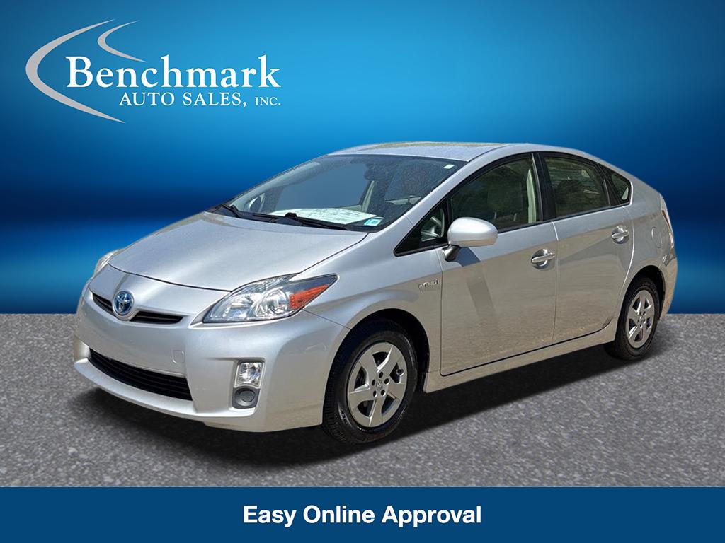 2010 Toyota Prius III's photo